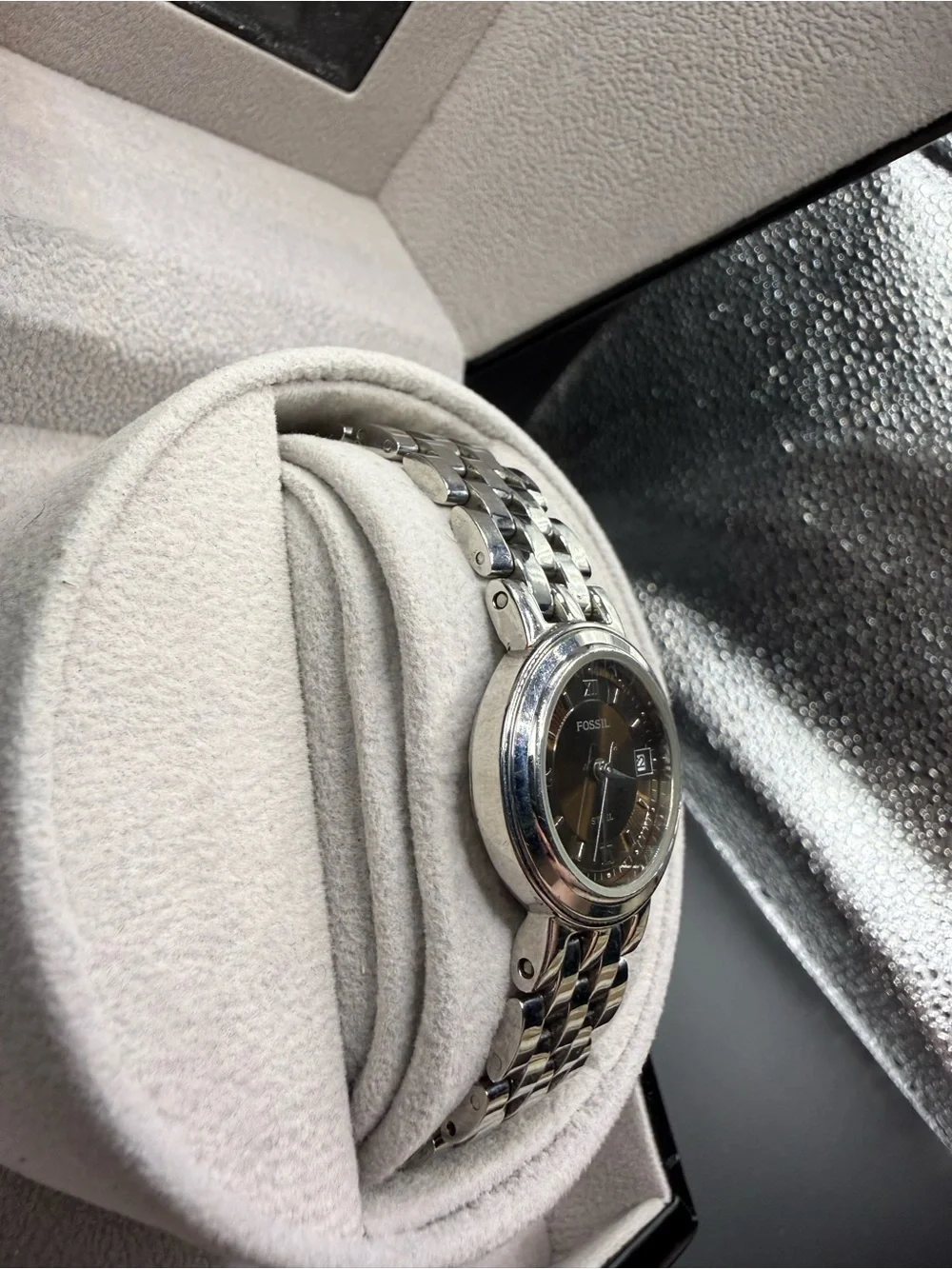 Fossil steel fs